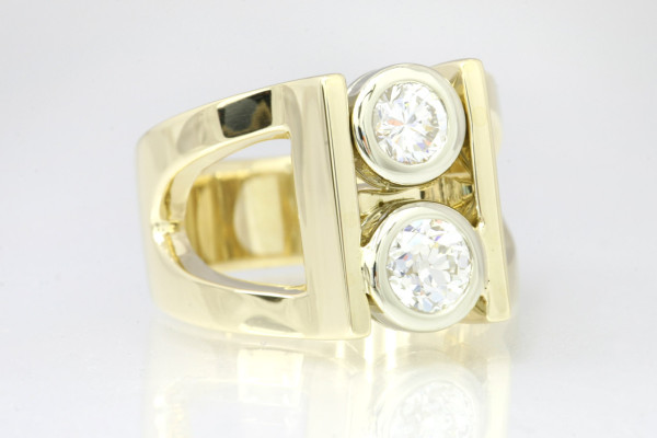 Double diamond gold ring
